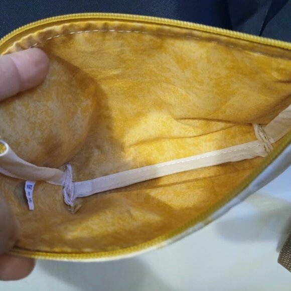 New Clutch Wristlet Bag Floral Roses Gold Tan White Pouch cosmetics case - Picture 4 of 4